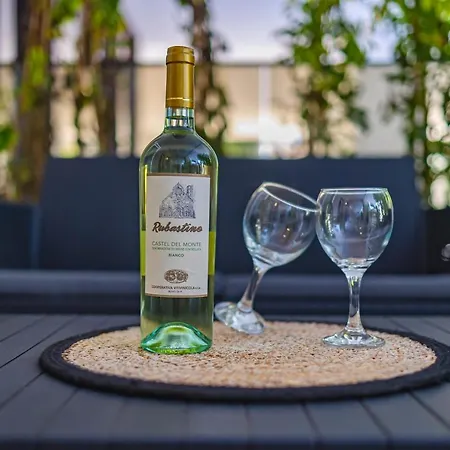 Elilux - Zona Policlinico, Garage E Posto Auto