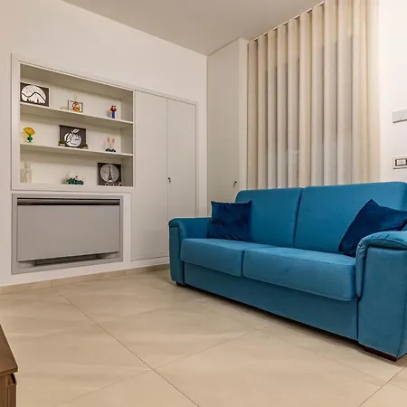 Elilux - Zona Policlinico, Garage E Posto Auto 아파트 *