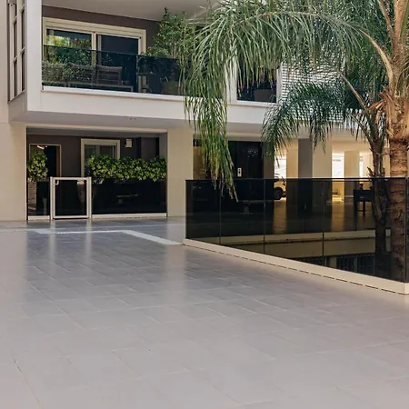 Elilux - Zona Policlinico, Garage E Posto Auto Apartament Bari