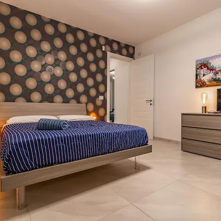 Appartement Elilux - Zona Policlinico, Garage E Posto Auto *