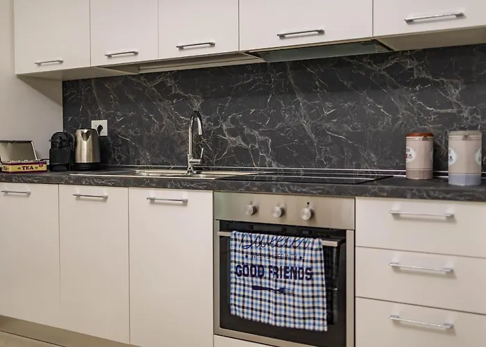 Elilux - Zona Policlinico, Garage E Posto Auto Appartement Bari