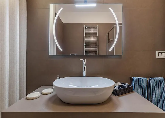 Appartement Elilux - Zona Policlinico, Garage E Posto Auto *