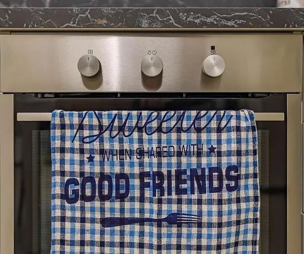 Elilux - Zona Policlinico, Garage E Posto Auto Bari