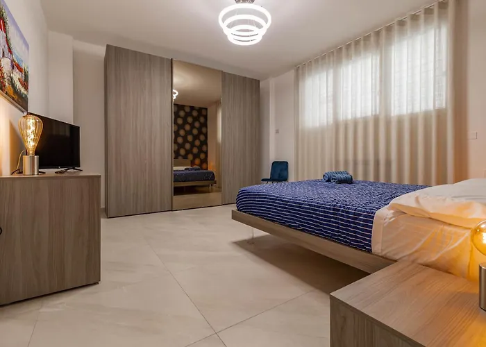 Appartement Elilux - Zona Policlinico, Garage E Posto Auto